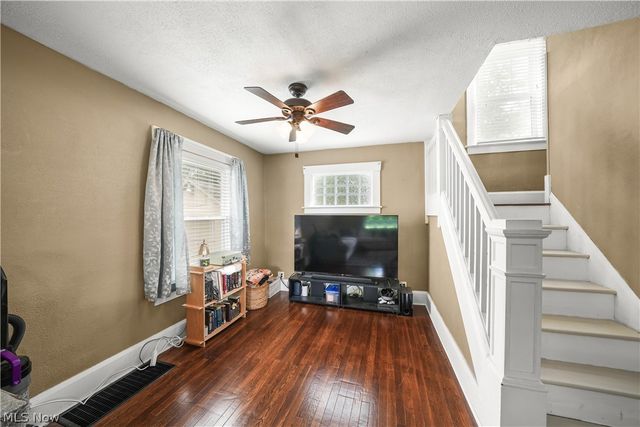 308 Arlington Boulevard, Newton Falls, OH 44444