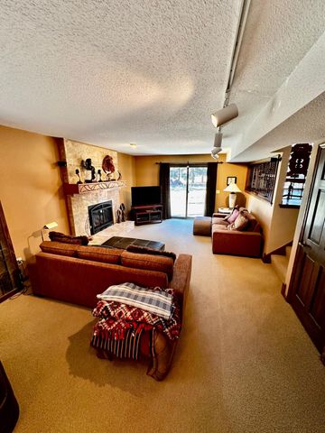 8128 Lower 129th Court, Apple Valley, MN 55124