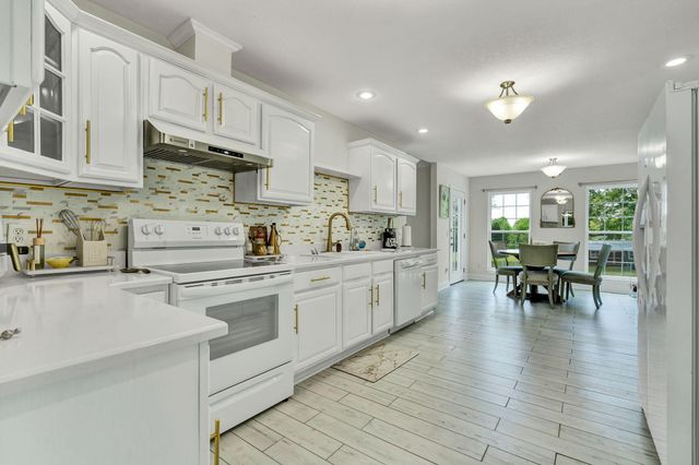 241 County Road 158, Riceville, TN 37370