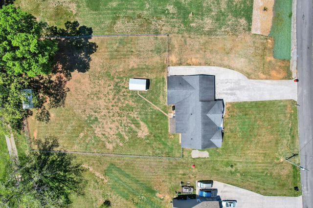 241 County Road 158, Riceville, TN 37370