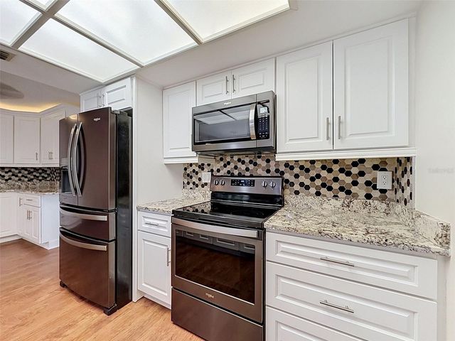 3068 E DORCHESTER DRIVE, Palm Harbor, FL 34684