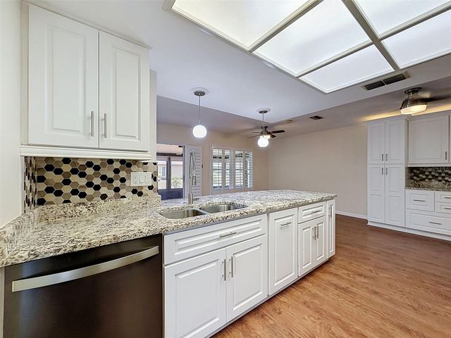 3068 E DORCHESTER DRIVE, Palm Harbor, FL 34684