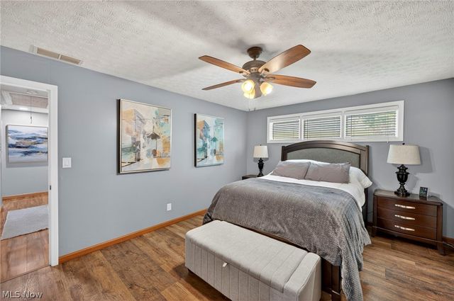 25983 Hilliard Boulevard, Westlake, OH 44145