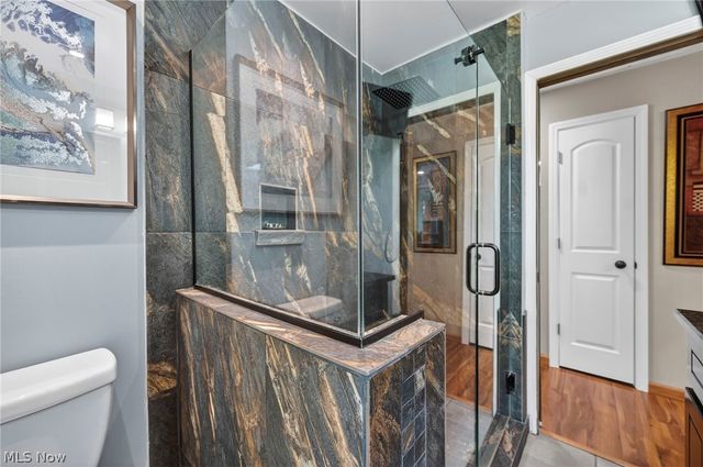 25983 Hilliard Boulevard, Westlake, OH 44145