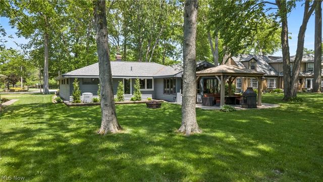25983 Hilliard Boulevard, Westlake, OH 44145