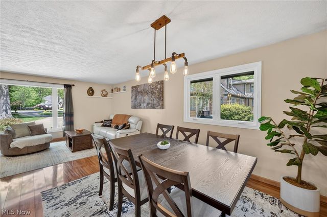 25983 Hilliard Boulevard, Westlake, OH 44145