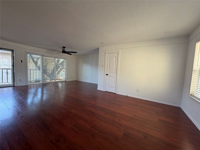 6620 Eastridge Drive 219, Dallas, TX 75231