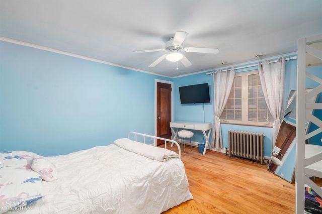 441 Manor Street, Grosse Pointe Farms, MI 48236