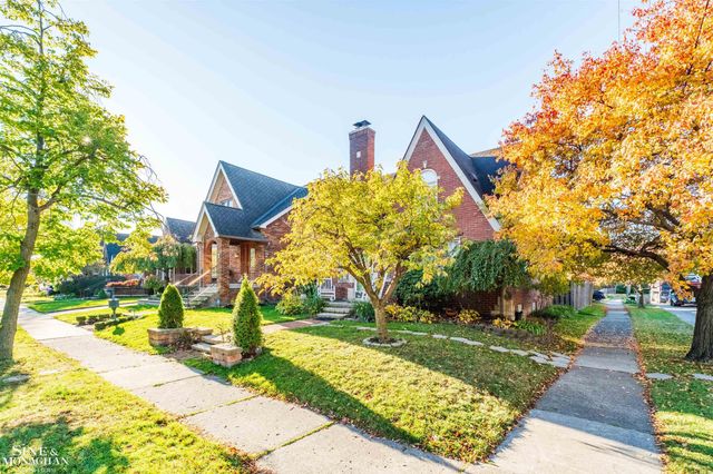 441 Manor Street, Grosse Pointe Farms, MI 48236