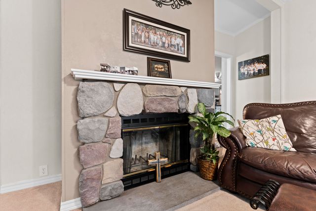 11899 Country Aire Lane, Mountain Grove, MO 65711