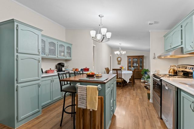 11899 Country Aire Lane, Mountain Grove, MO 65711