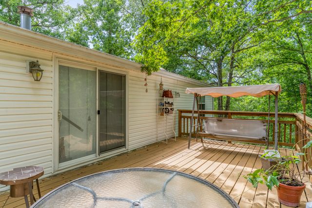 11899 Country Aire Lane, Mountain Grove, MO 65711