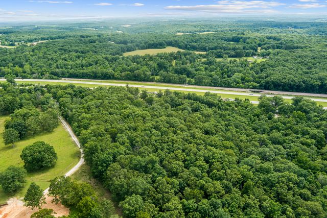 11899 Country Aire Lane, Mountain Grove, MO 65711