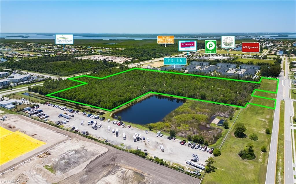 Image 2 of property listing at 522-594 Atlantica Pines CIR, Cape Coral, FL 33991