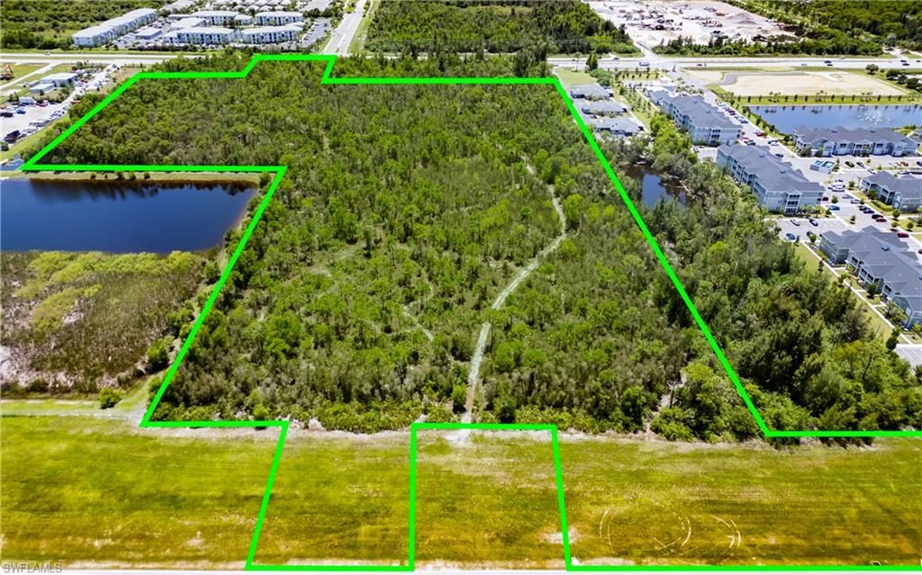 Image 6 of property listing at 522-594 Atlantica Pines CIR, Cape Coral, FL 33991