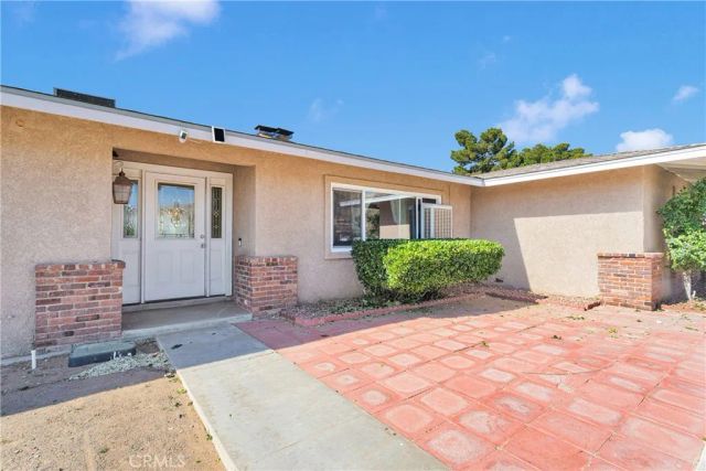 19949 Rimrock Road, Apple Valley, CA 92307