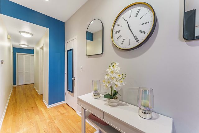 119 N Mozart Street 2, Chicago, IL 60612