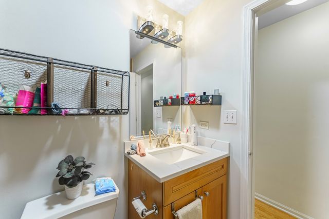 119 N Mozart Street 2, Chicago, IL 60612