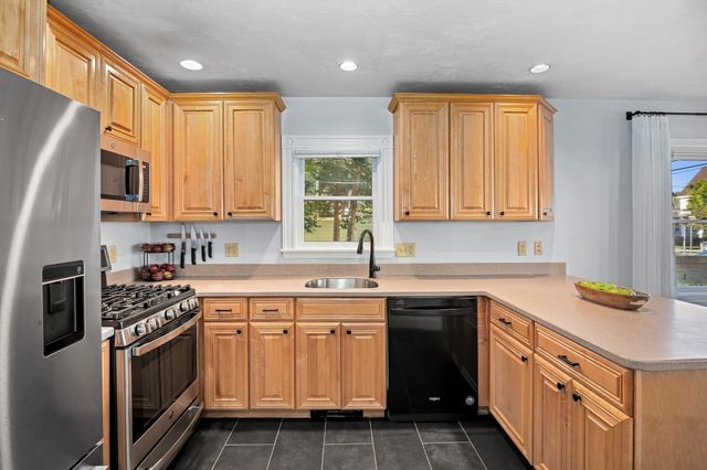 56 Hewlett Street 1, Boston, MA 02131