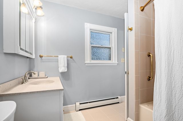 56 Hewlett Street 1, Boston, MA 02131