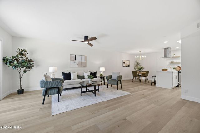 8855 N NEW WORLD Drive, Glendale, AZ 85302