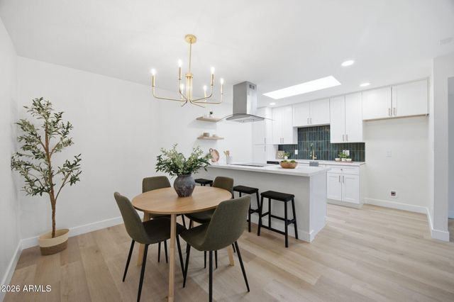 8855 N NEW WORLD Drive, Glendale, AZ 85302