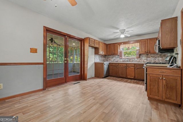 3125 FREEDOM Court, Douglasville, GA 30135