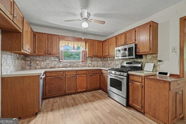 3125 FREEDOM Court, Douglasville, GA 30135