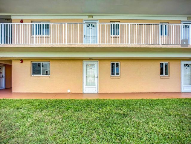 4 Ocean Trace Rd 119, St Augustine, FL 32080
