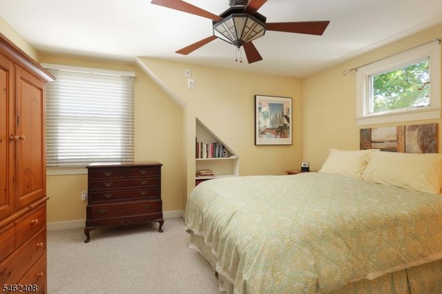 525 Princeton Rd, Linden City, NJ 07036