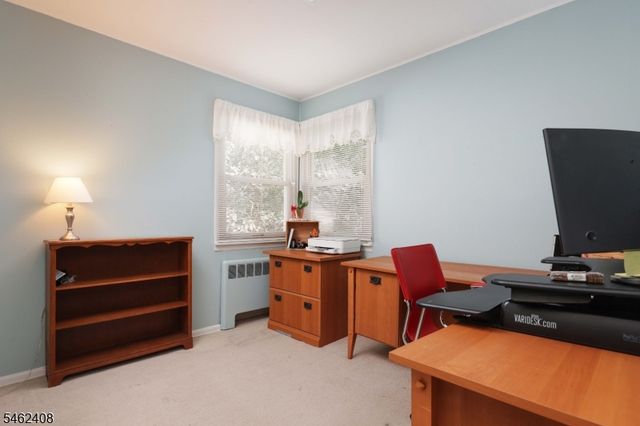 525 Princeton Rd, Linden City, NJ 07036