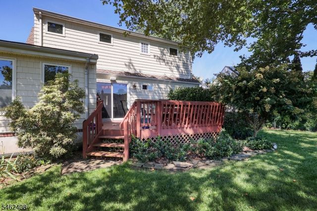 525 Princeton Rd, Linden City, NJ 07036