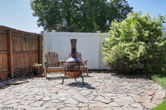 525 Princeton Rd, Linden City, NJ 07036