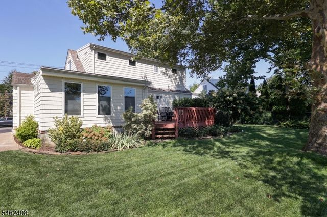 525 Princeton Rd, Linden City, NJ 07036