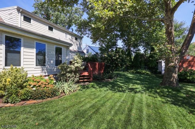 525 Princeton Rd, Linden City, NJ 07036