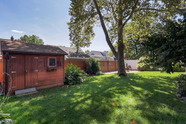 525 Princeton Rd, Linden City, NJ 07036