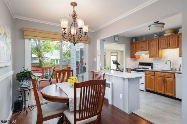 525 Princeton Rd, Linden City, NJ 07036