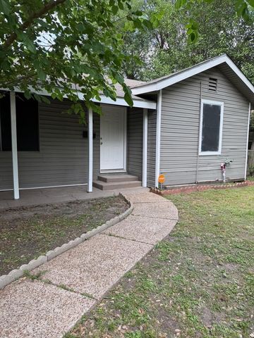 113 E Witcher Lane, Houston, TX 77076