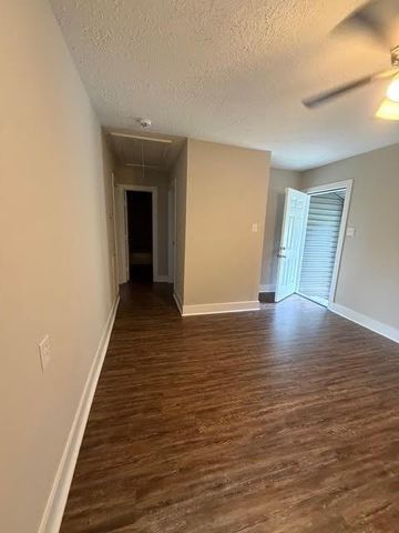 113 E Witcher Lane, Houston, TX 77076