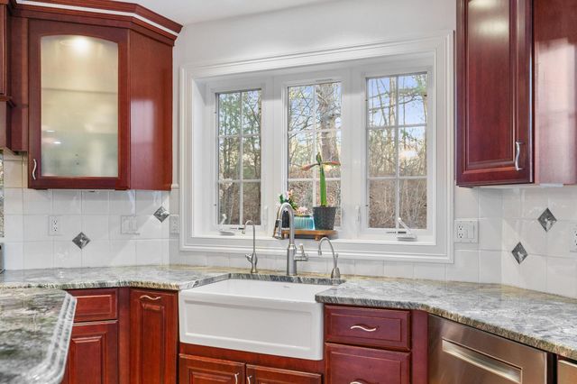 37 Brady Avenue, Salem, NH 03079