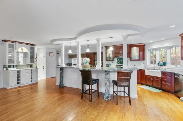 37 Brady Avenue, Salem, NH 03079