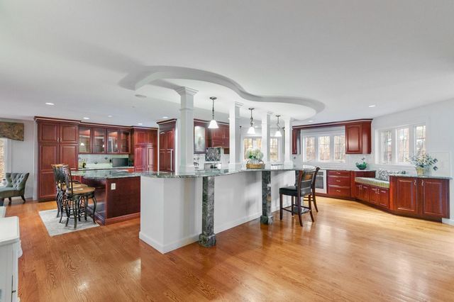 37 Brady Avenue, Salem, NH 03079