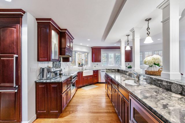 37 Brady Avenue, Salem, NH 03079