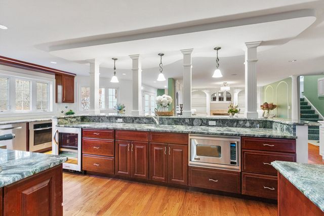 37 Brady Avenue, Salem, NH 03079