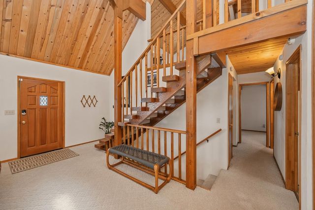 1302 Pebble Beach Way, Arnold, CA 95223