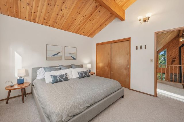 1302 Pebble Beach Way, Arnold, CA 95223