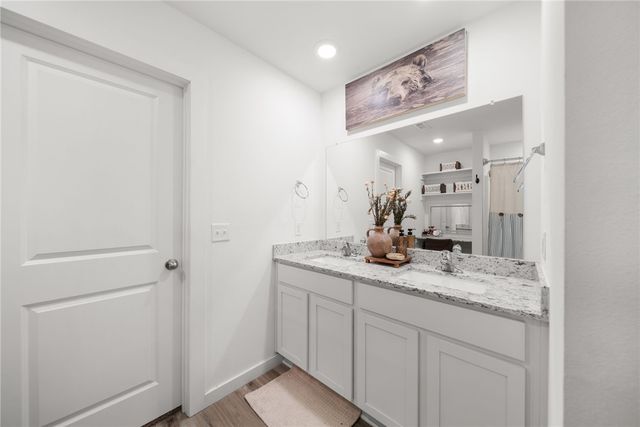 1400 5th Avenue, Gentry, AR 72734