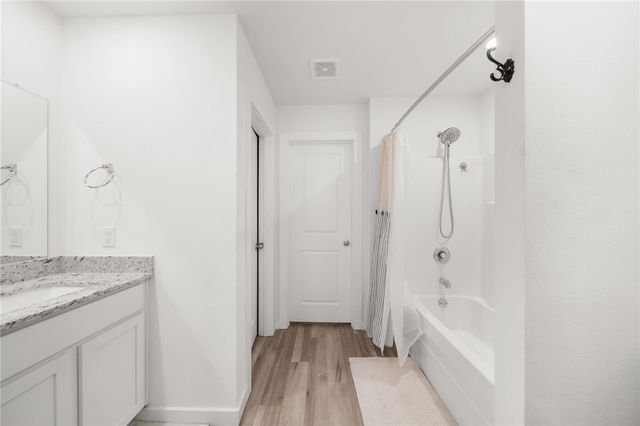 1400 5th Avenue, Gentry, AR 72734