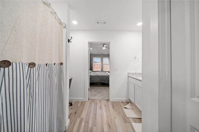 1400 5th Avenue, Gentry, AR 72734