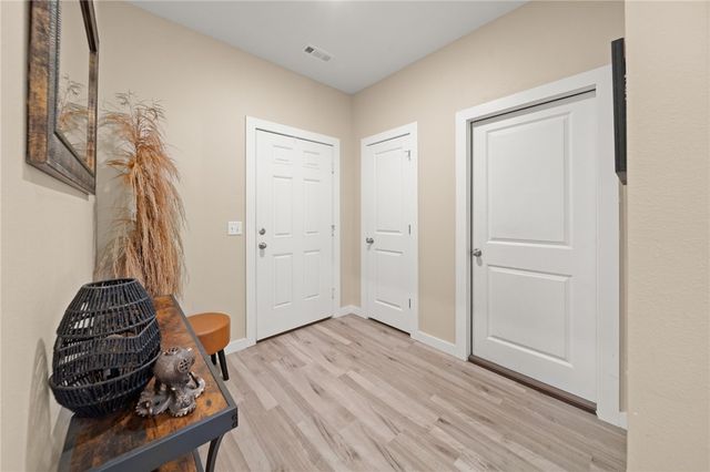 1400 5th Avenue, Gentry, AR 72734